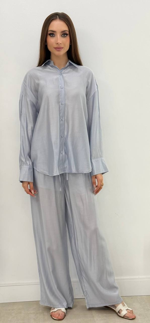 Conjunto espalda con lazo.