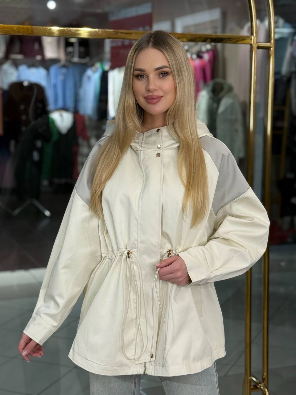 Chaqueta cortavientos.