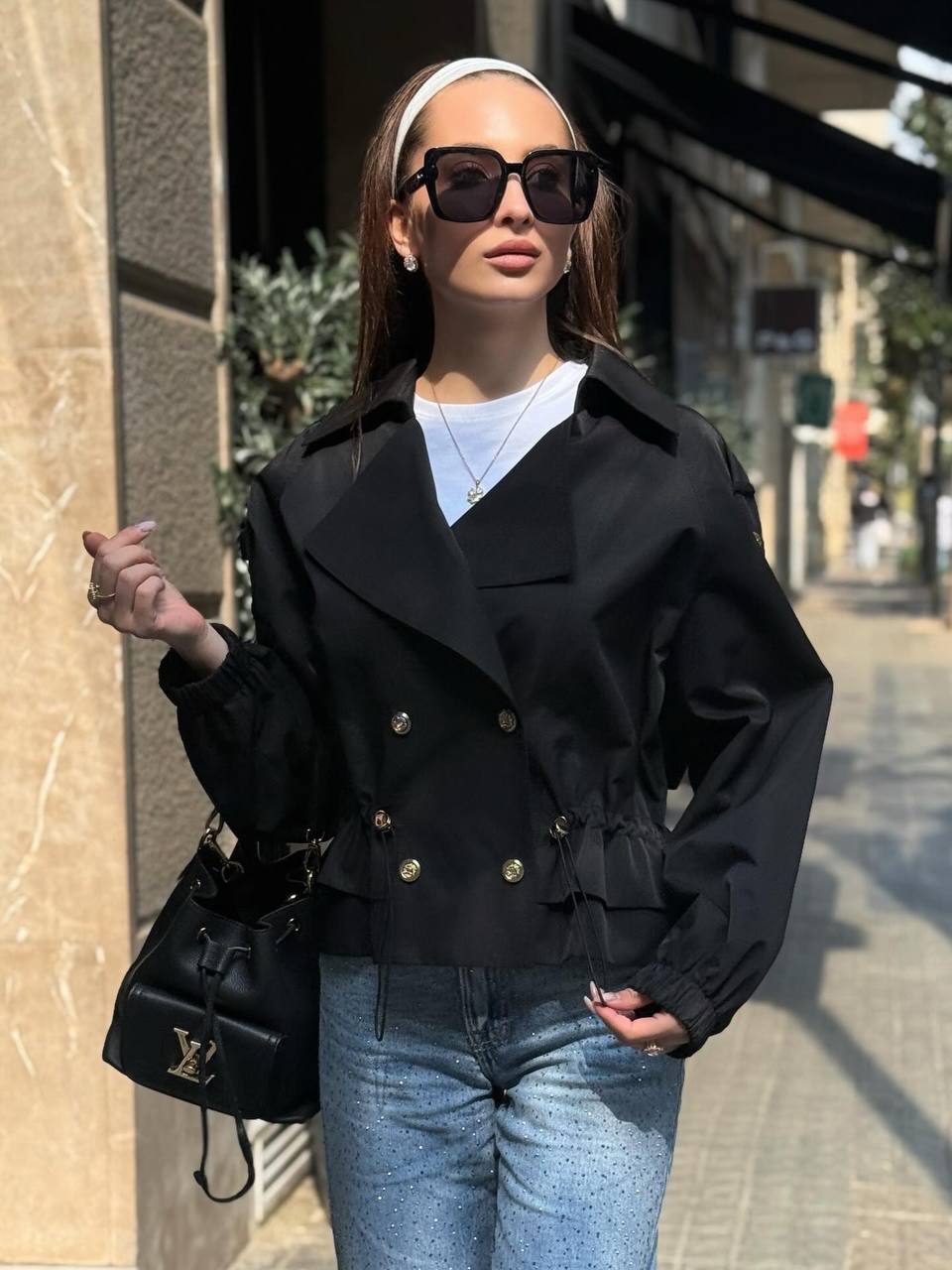 Bomber con cuello fruncido.