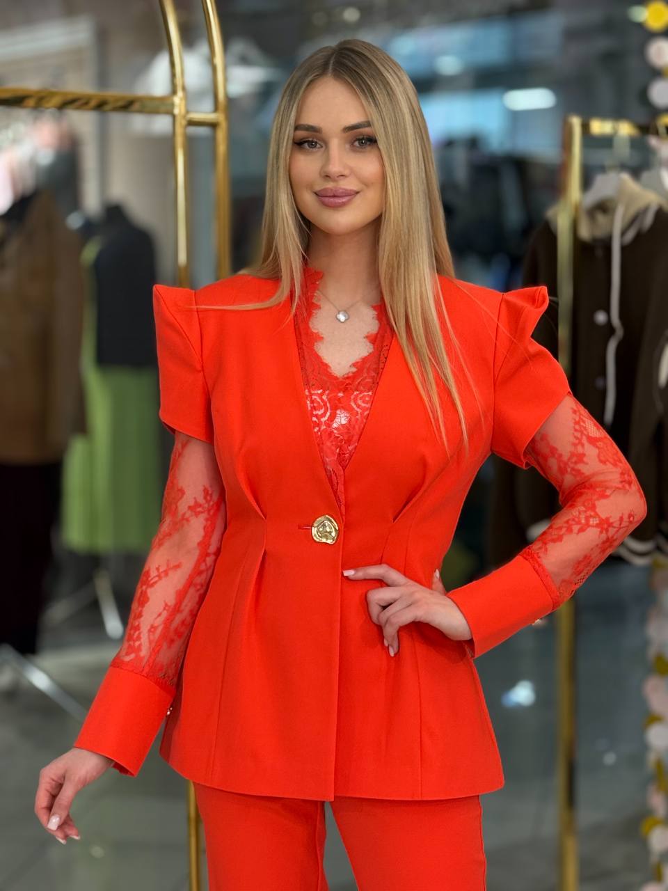 Conjunto con encaje