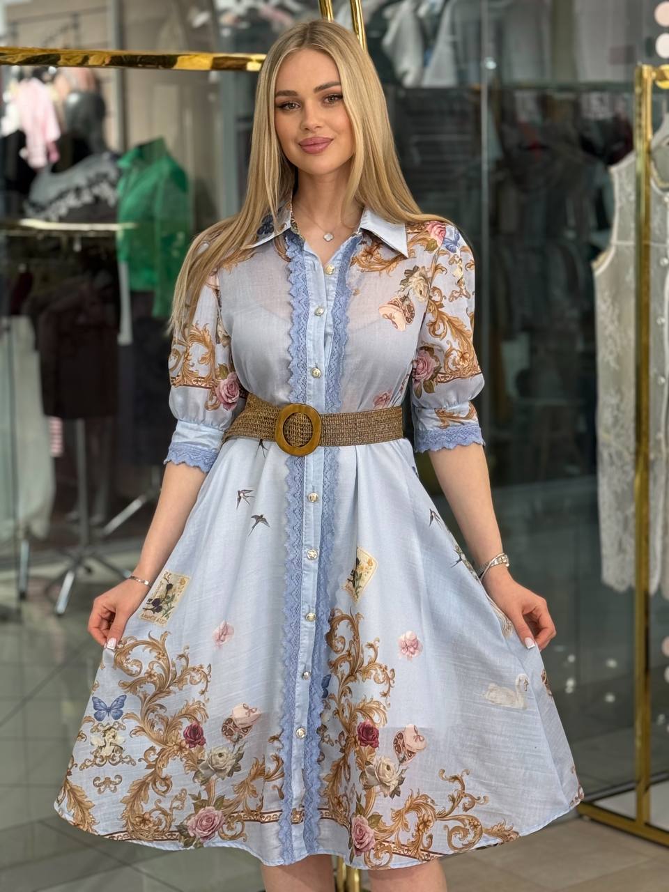 Vestido con estampado barroco