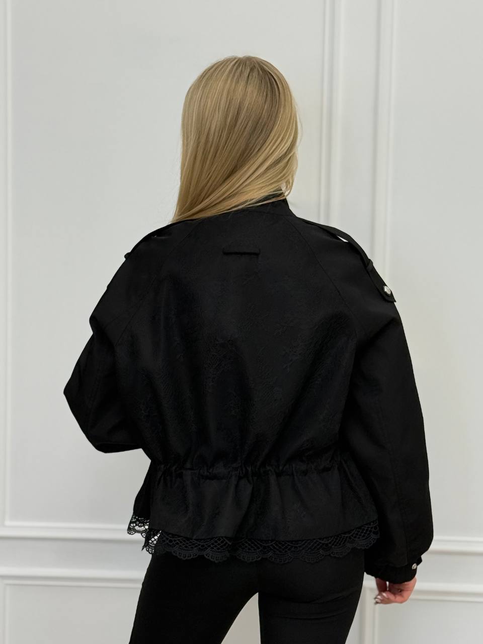 Bomber de encaje.