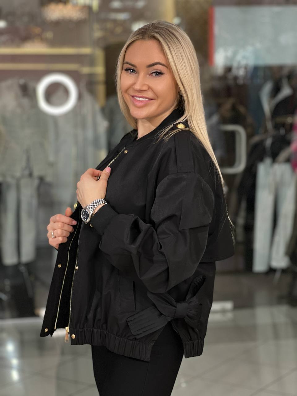 Bomber jacket with side tie