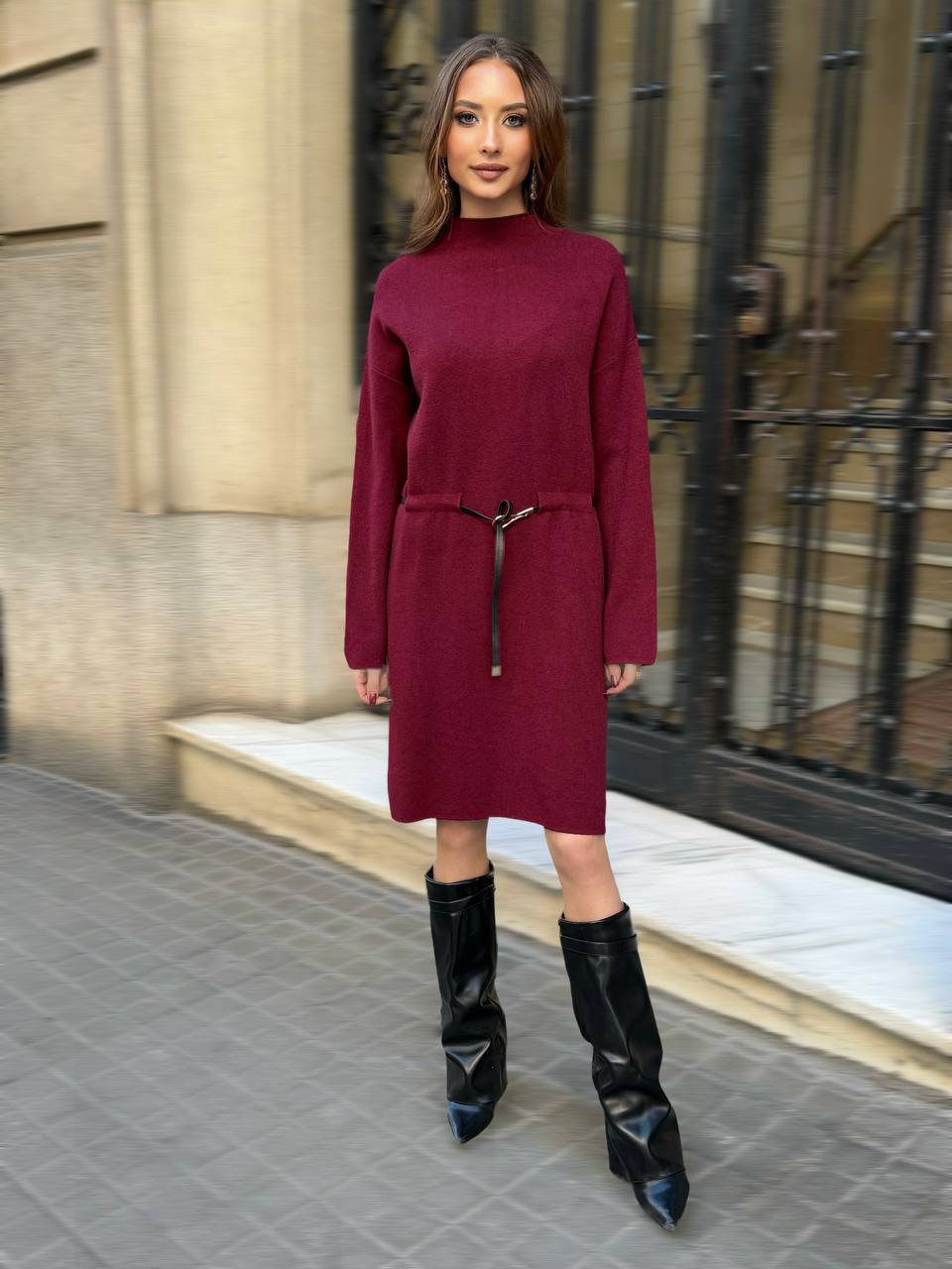 Vestido midi con cinturón