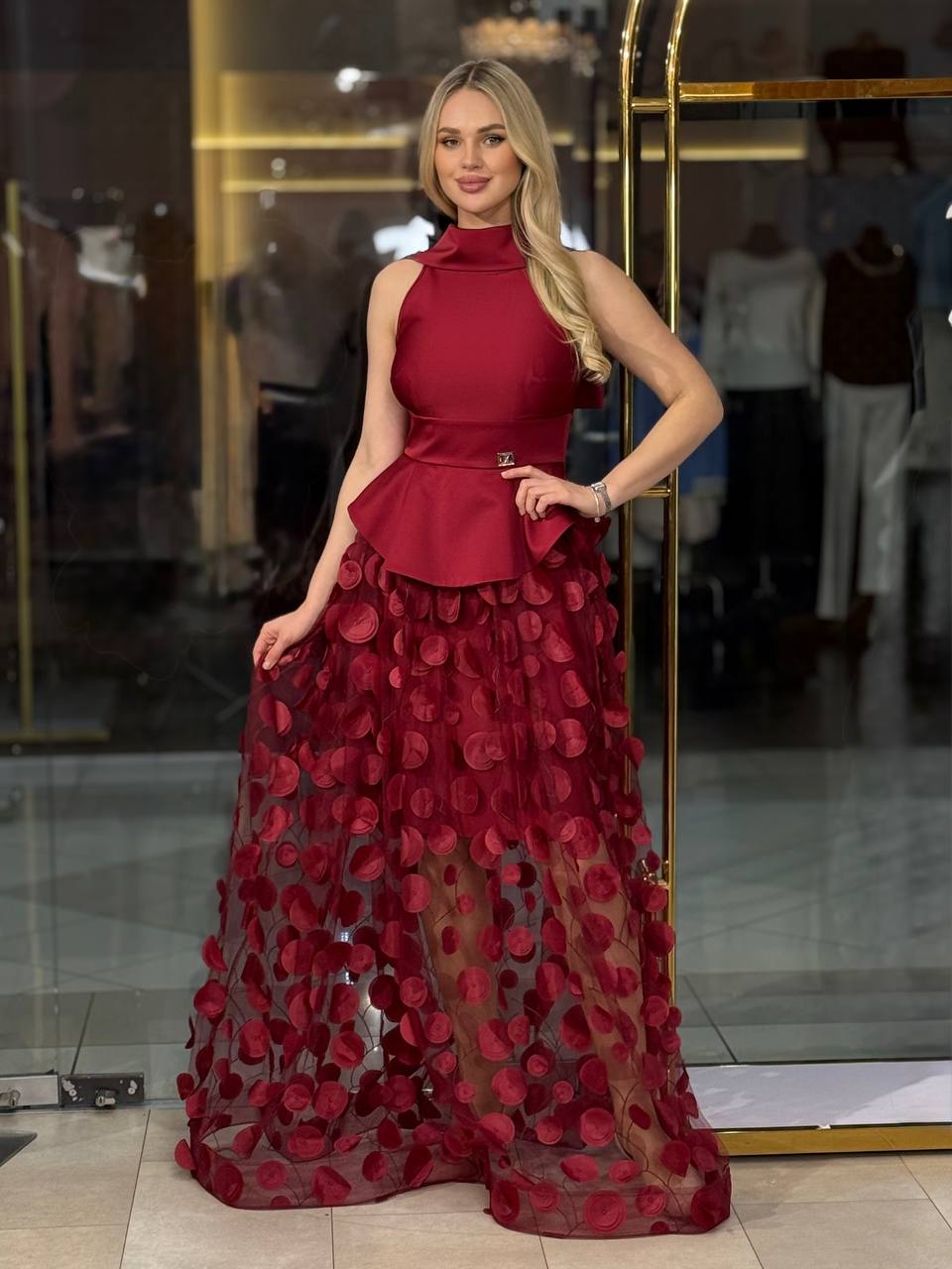 Vestido largo con tul