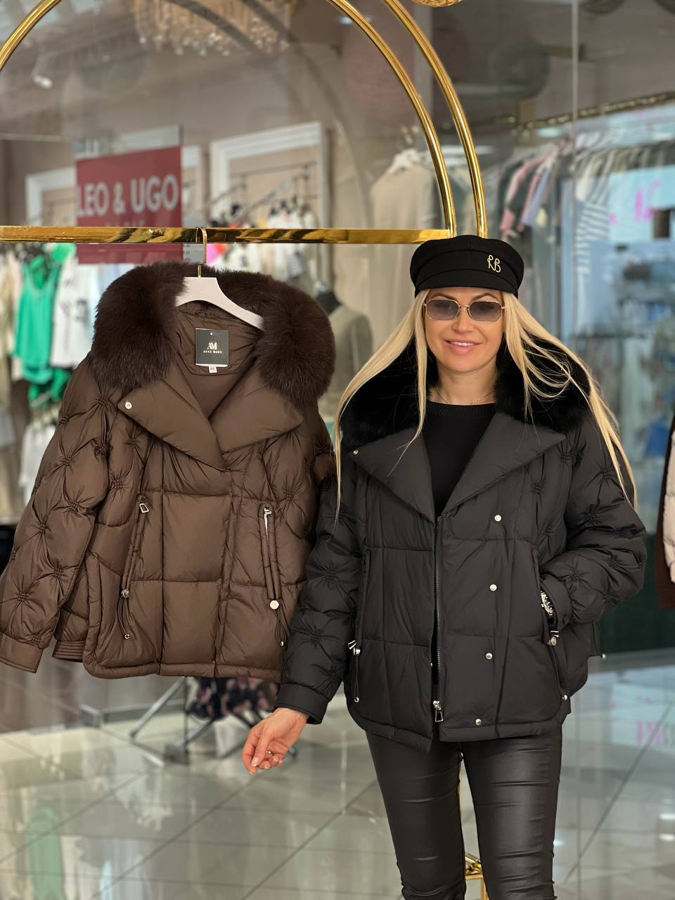 Warm jacket with fluffy fur collar