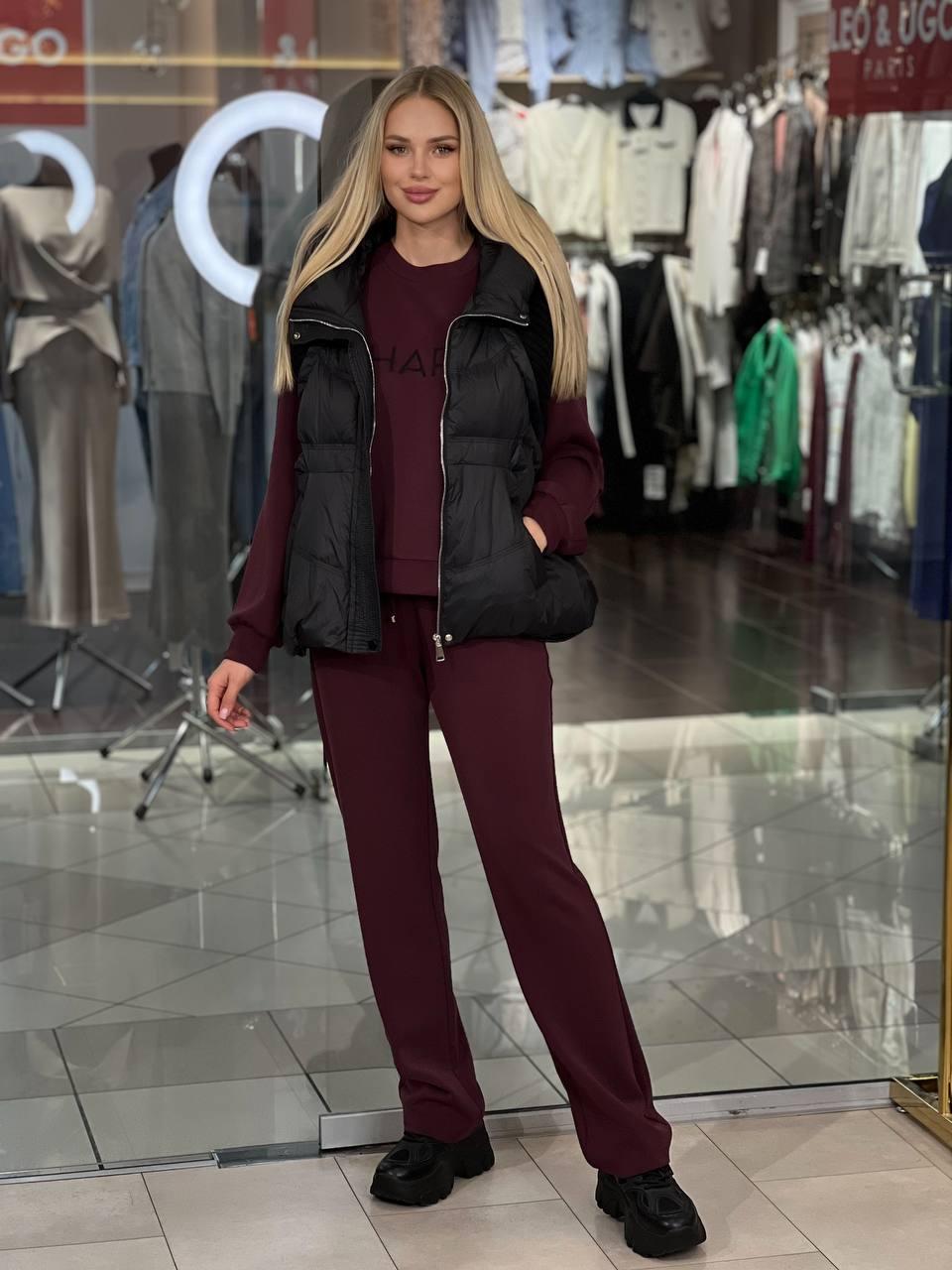 Conjunto de tres piezas con chaleco